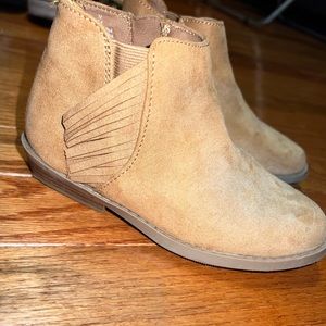 Tan suede ankle boots for toddler girl